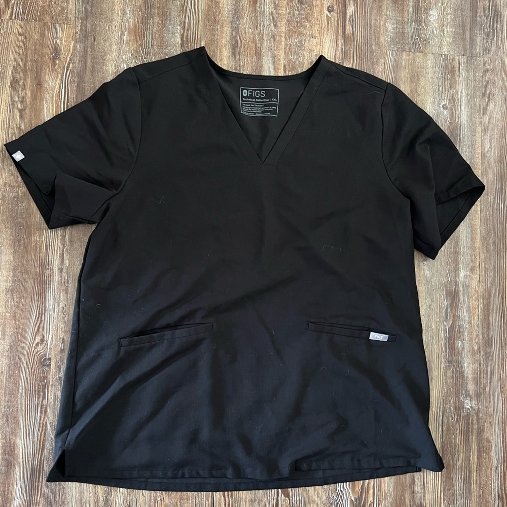 FIGS Women's Black Casma ™ - Three-Pocket Scrub Top - 2XL / Black